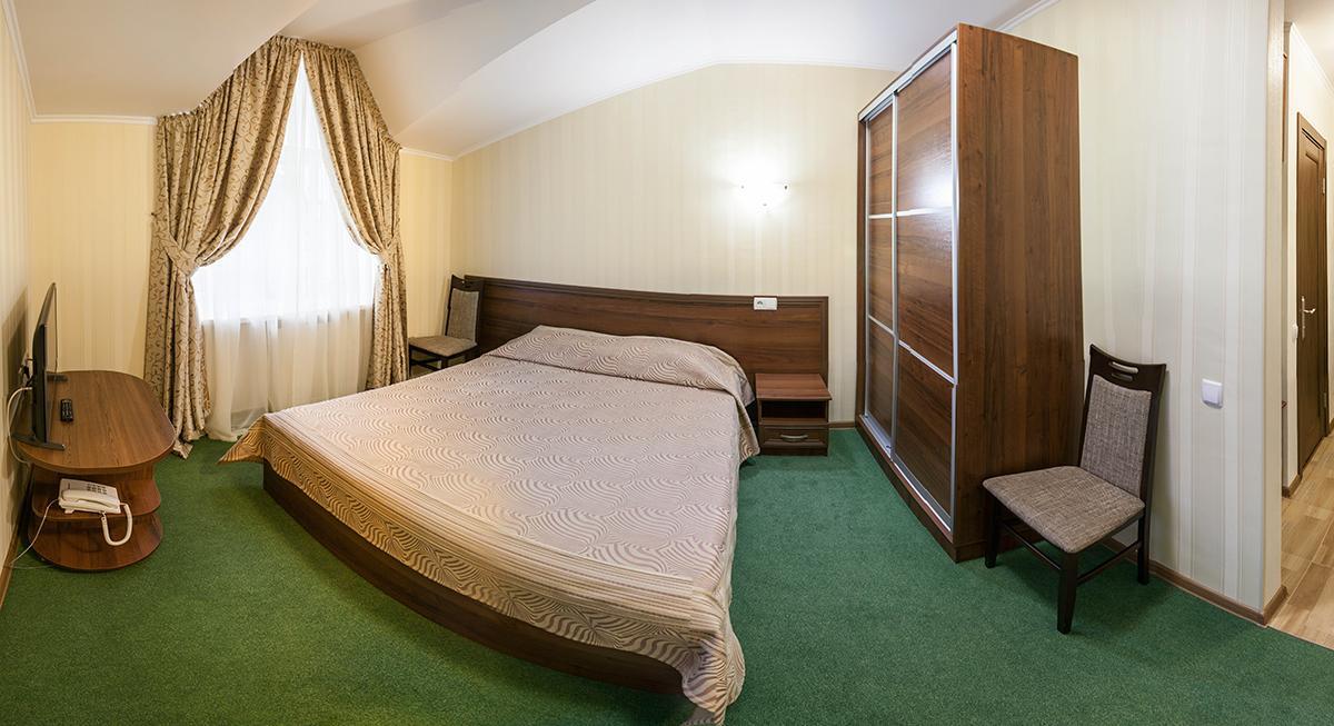 Arena Hotel Poltava Buitenkant foto